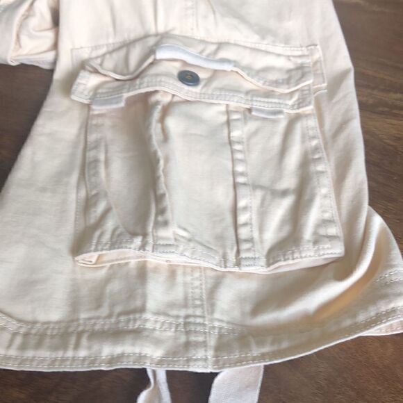 Guang zhou Yuan Trading Co pale yellow cargo shorts size 40 NWOT - Picture 4 of 7